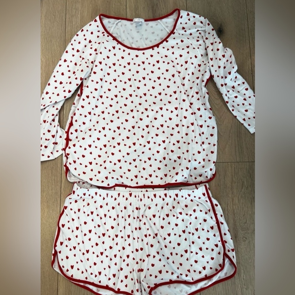 Women's Heart Print Pajama Set - Red and White